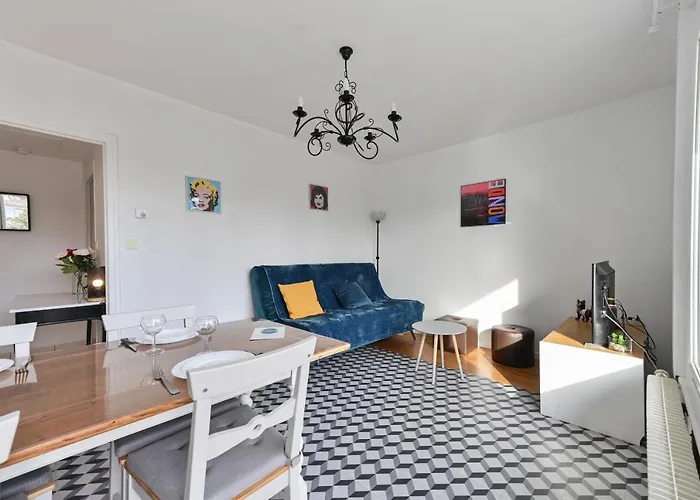 Le Boileau - T3 pour 4 personnes parking et balcon proche du Lac
